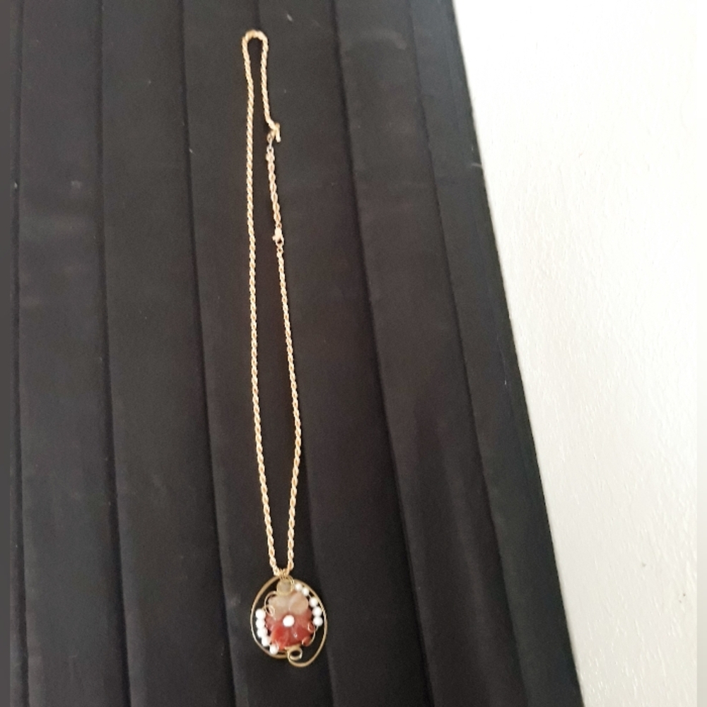 Vintage Carved Carnelian and Pearl Flower Pendant + Monet Chunky Gold Tone Chain - Picture 11 of 14